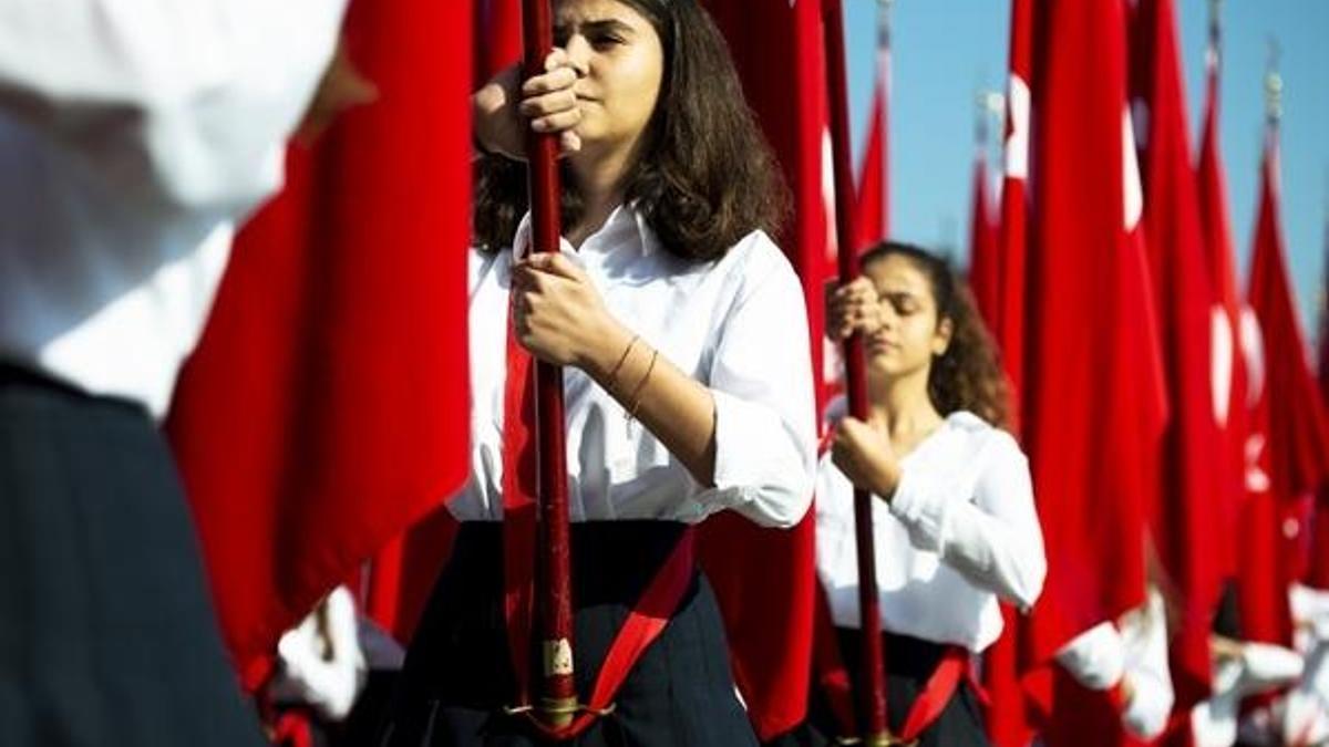 29 Ekim tatil mi? 29 Ekim resmî tatil mi, okullar 29 Ekim tatil mi?