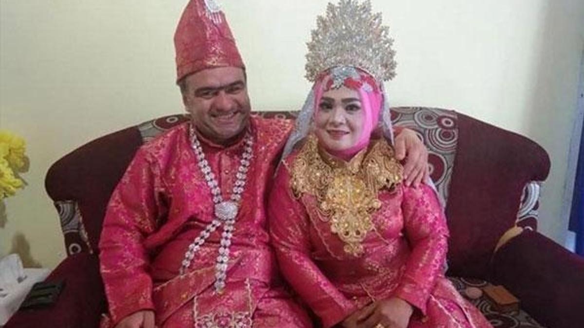 Ne boşanabiliyor ne de evlenebiliyor! 'Google Translate' ile başlayan aşkı kabusu oldu...