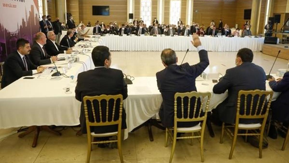 İBB’nin 1000 yeni taksi teklifine 9 kez ret