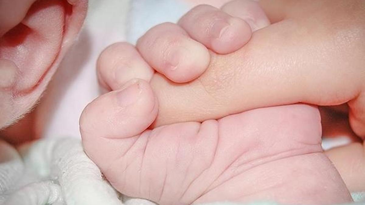 Emzirme döneminde aşılanma anneyi ve bebeği koruyor