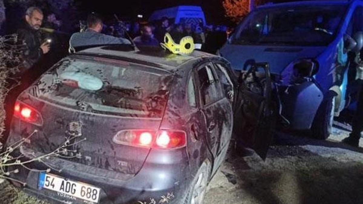 Gece yarısı korkunç kaza: Çok sayıda yaralı var