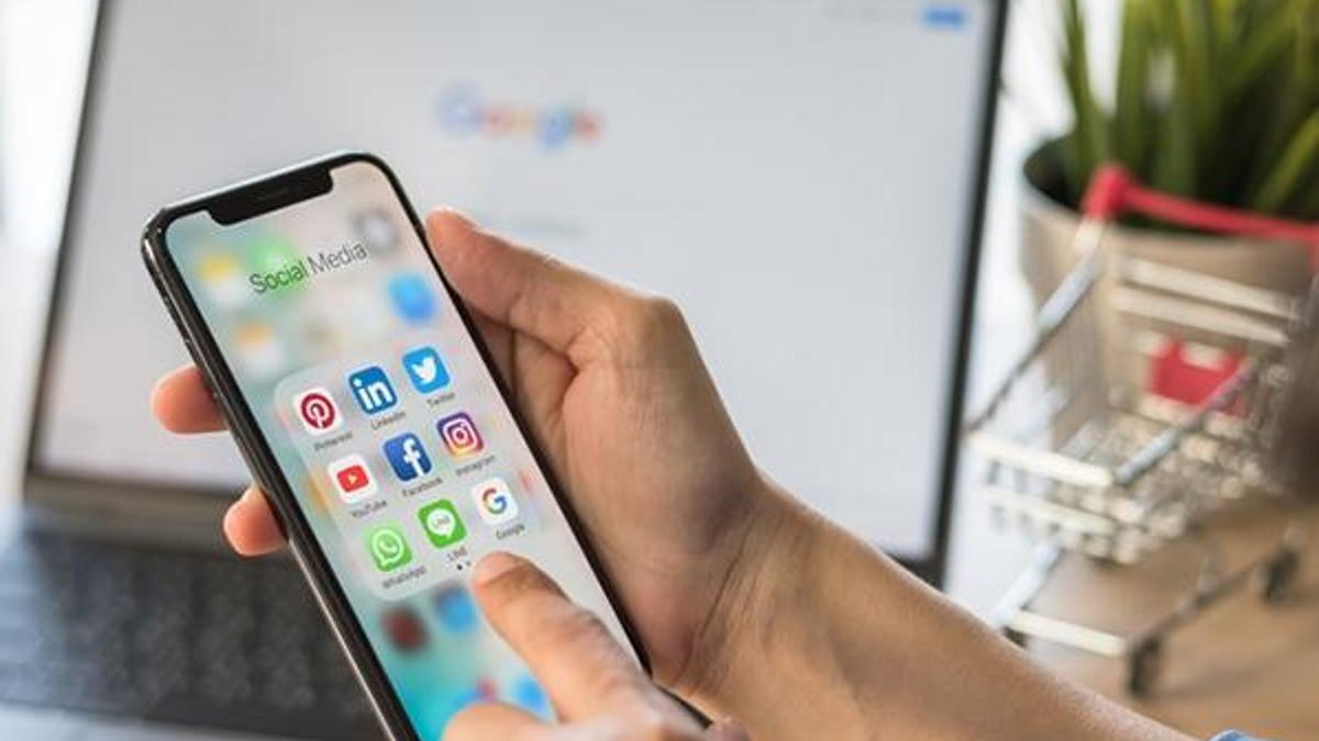 Facebook'a giriliyor mu? Facebook'ta sorun mu var? Facebook ne zaman düzelecek?