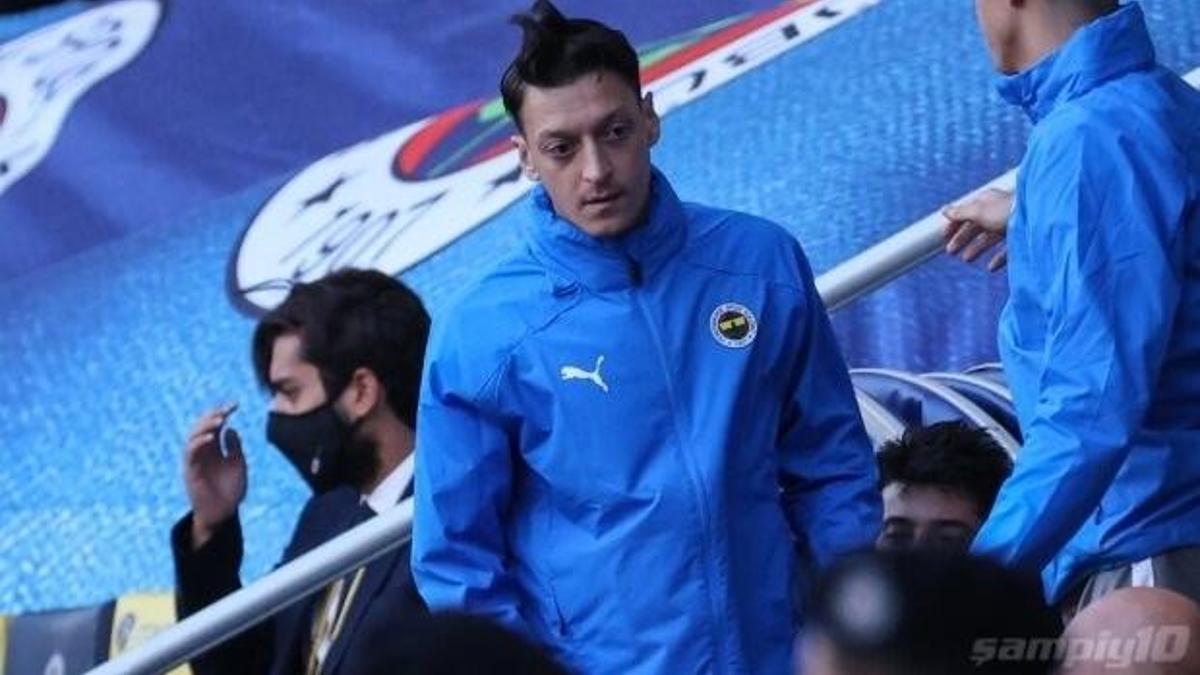 Fenerbahçe'den flaş Mesut Özil açıklaması