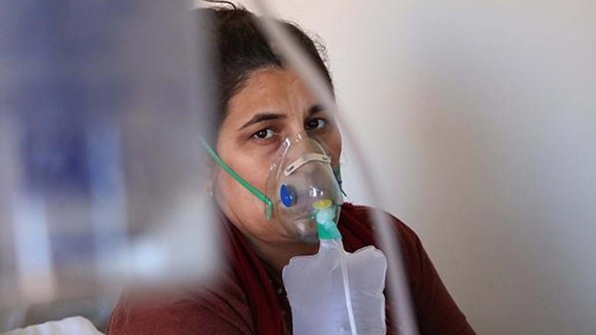 Yakınları 'çocuk engelli olur' dediği için aşı olmadı, koronaya yakalandı