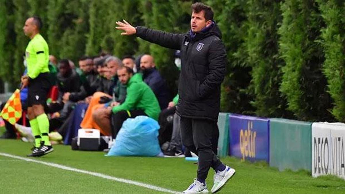 Emre Belözoğlu, Başakşehir'de galibiyetle başladı