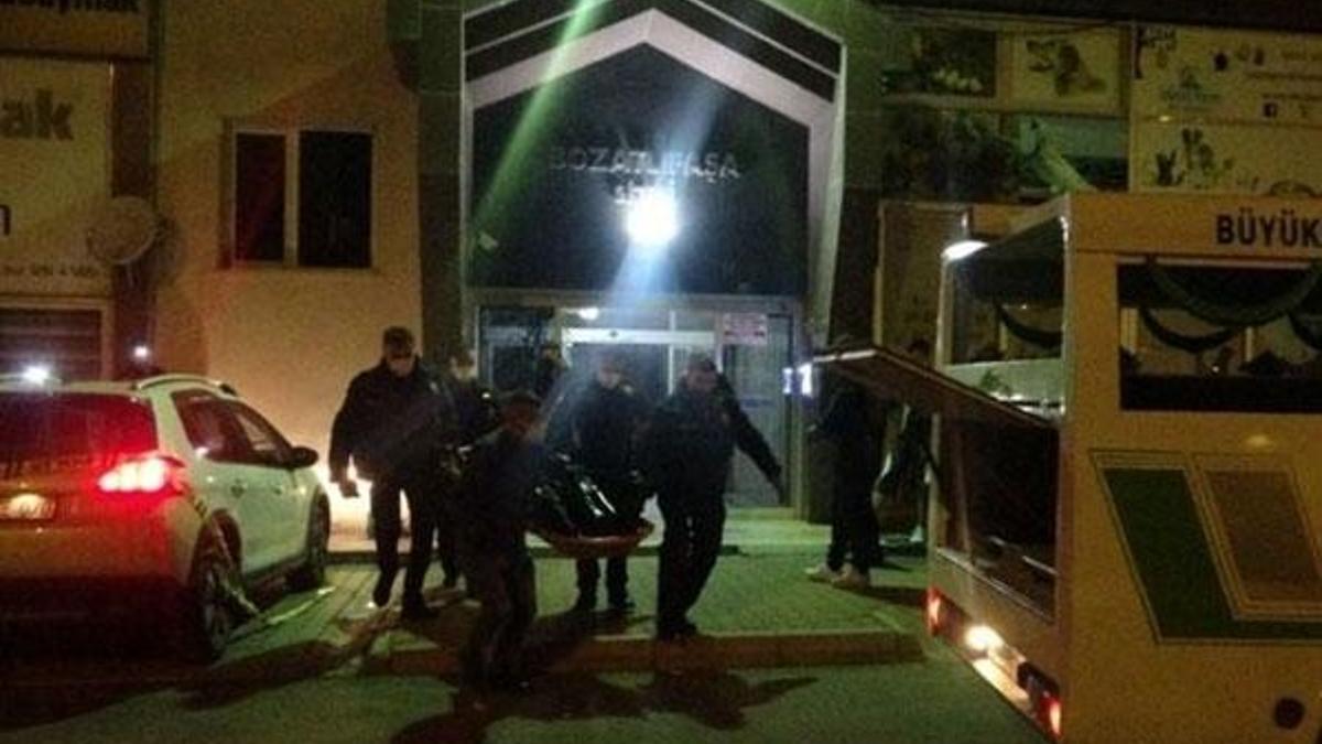 Kayseri'de 14. kattan otomobilin üzerine düşen kişi öldü