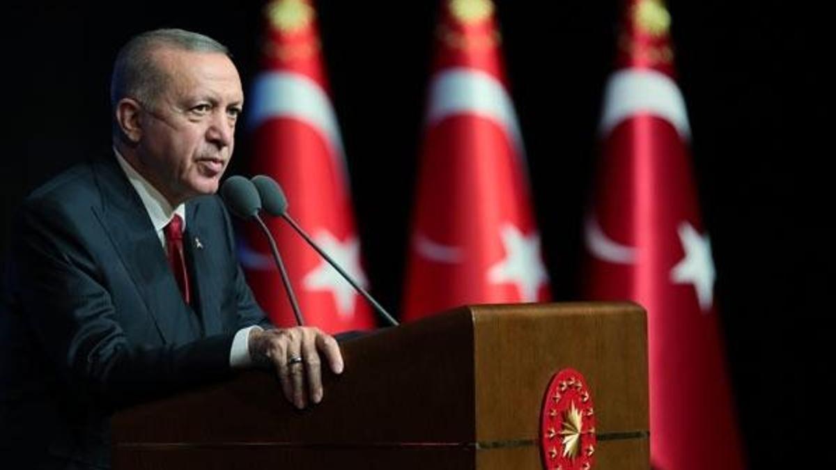 Cumhurbaşkanı Erdoğan canlı yayında müjdeleri duyurdu! 3600 ek gösterge ve ücret mesajı...
