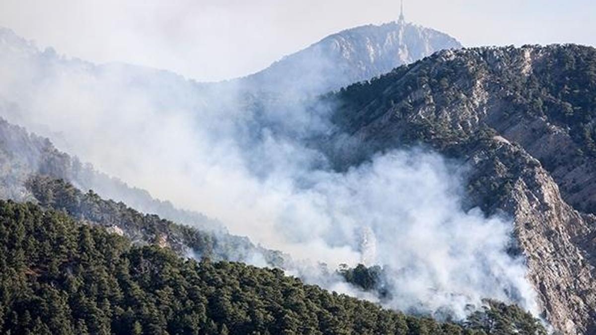 Antalya'daki orman yangını Göynük Kanyonu'na ilerliyor