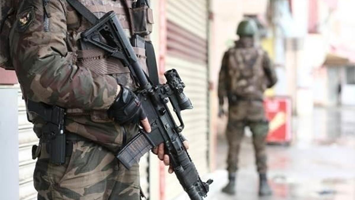 Hakkari'de gösteri ve yürüyüşlere geçici yasaklandı