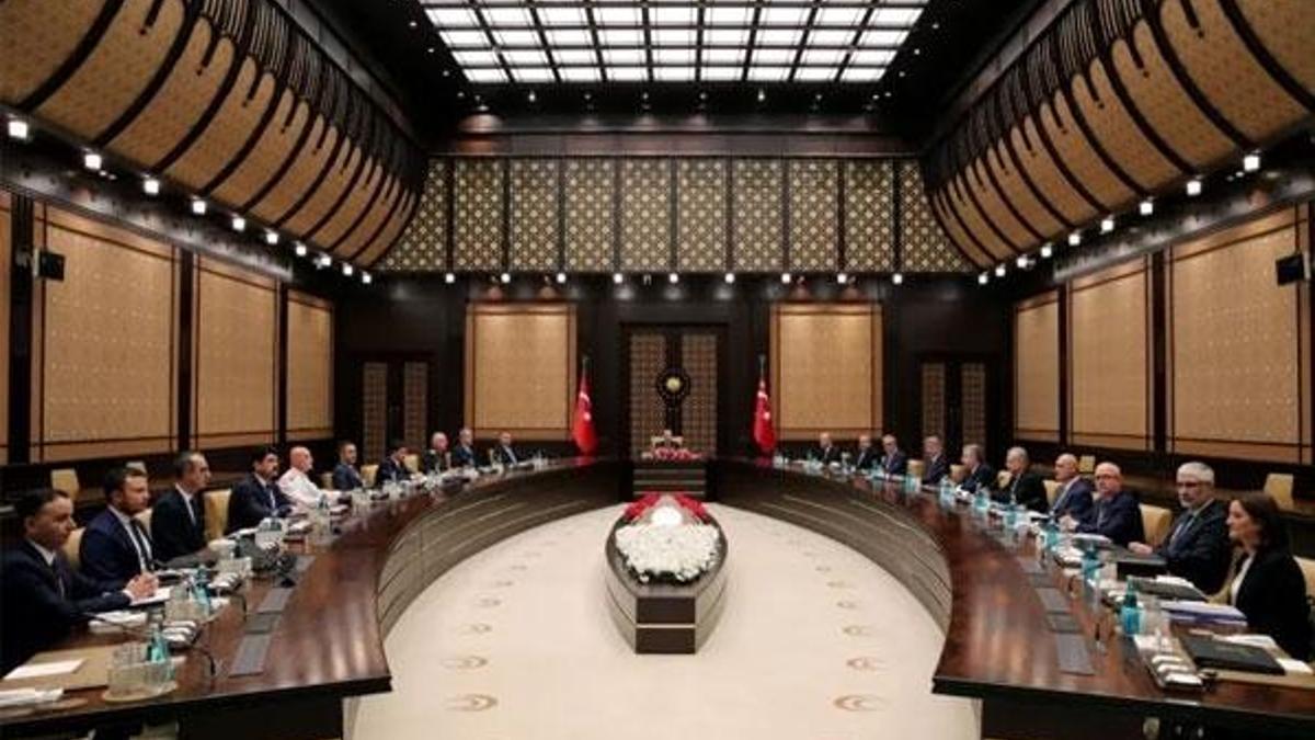 Beştepe'de kritik toplantı! Resmen açıklandı! Son dakika kararları...