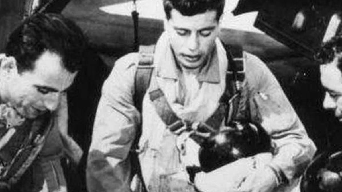 Cengiz Topel kimdir? Kıbrıs mücadelesinde esir alınan Pilot Yüzbaşı Cengiz Topel’ nasıl öldü, biyografisi…