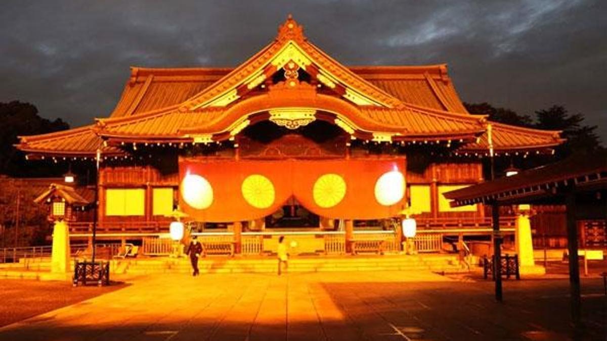 Çin ve Güney Kore'den, Japonya Başbakanı Kişida'ya "tapınak bağışı" tepkisi