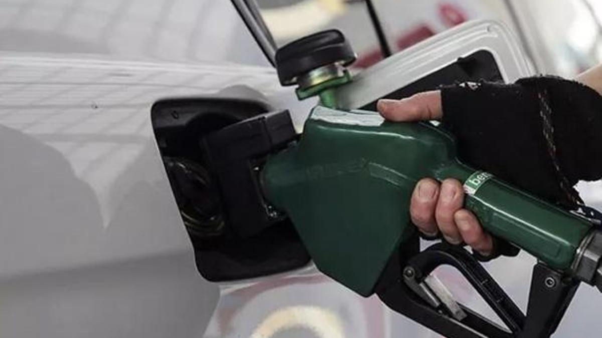 Motorine zam mı geldi, motorine zam ne zaman gelecek? Motorine 23 kuruş zam iddiası!