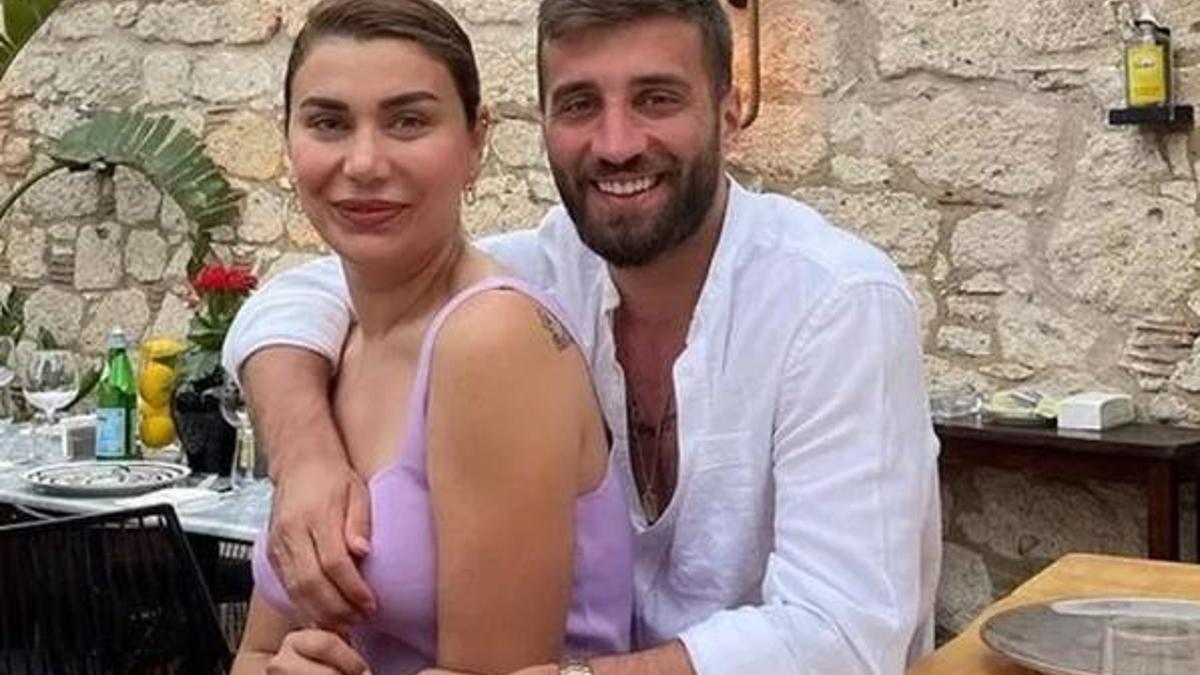 Ebru Şancı'dan kocası Alpaslan Öztürk ile beğenilen paylaşım!