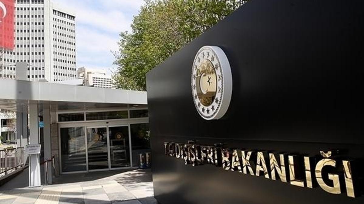 10 büyükelçi Dışişleri Bakanlığı’na geldi