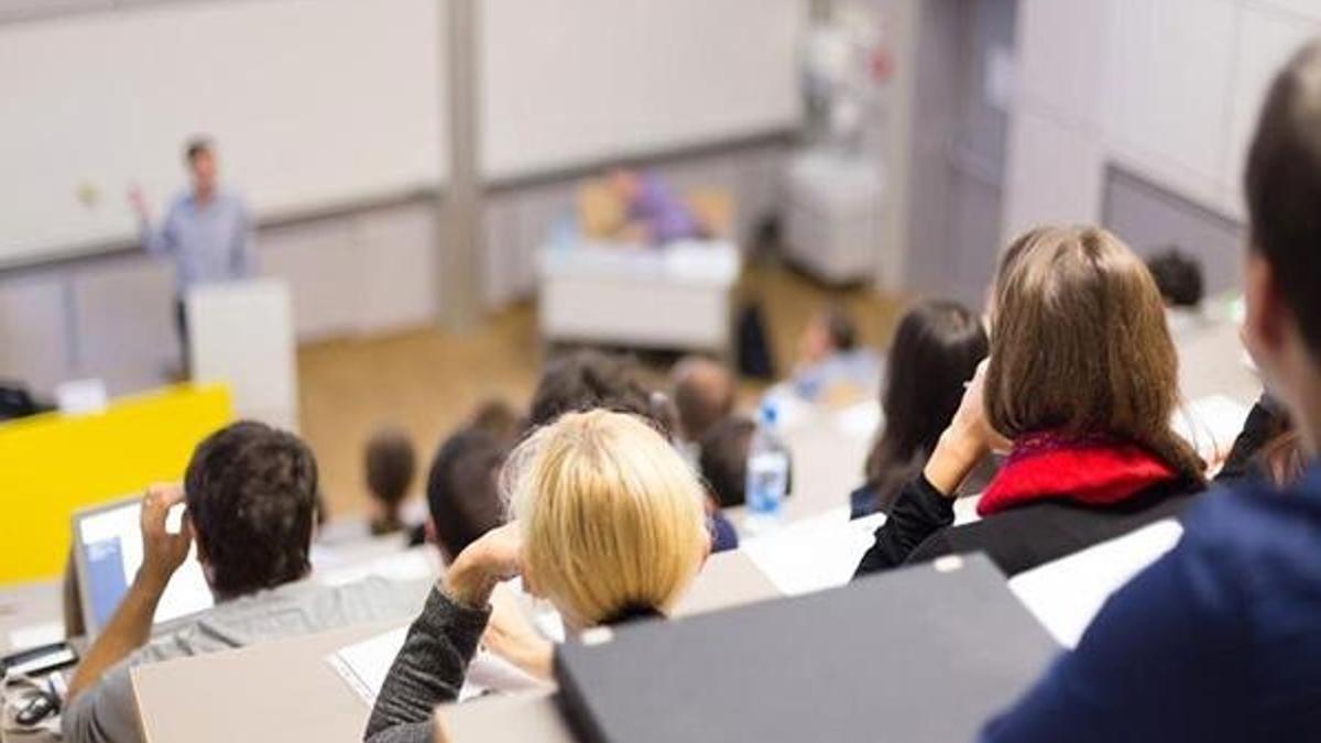 Akademisyen nasıl olunur, şartları nelerdir? Kimler akademisyen olamaz?