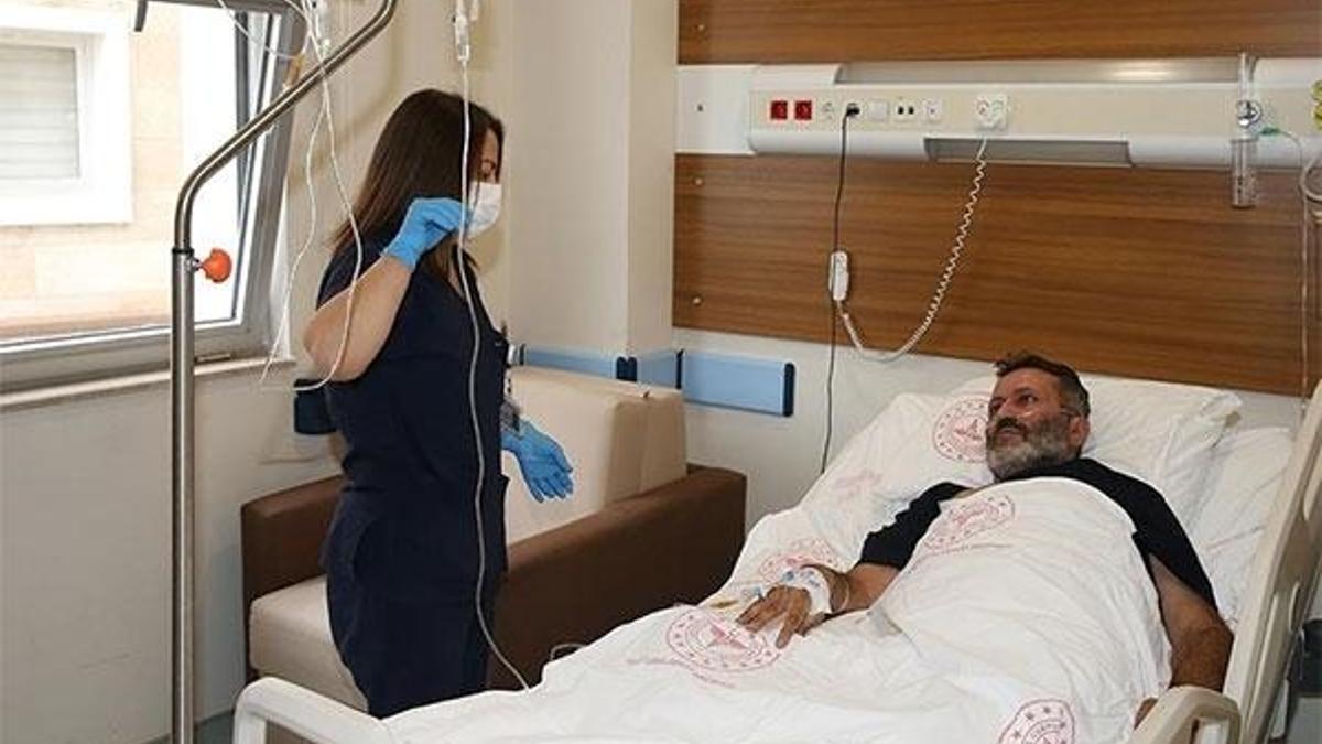 41 gün yoğun bakımda kalan aşı karşıtından çağrı