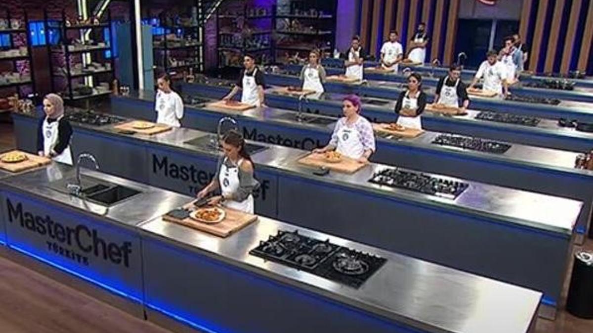 Masterchef kim potaya gitti 19 Ekim? Dokunulmazlığı kim ve hangi takım kazandı, eleme adayı kim oldu?