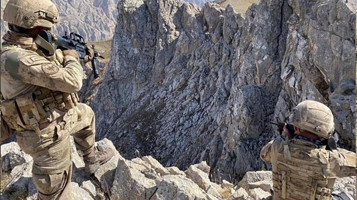 Erzincan kırsalında 12 mağara, sığınak ve depo imha edildi