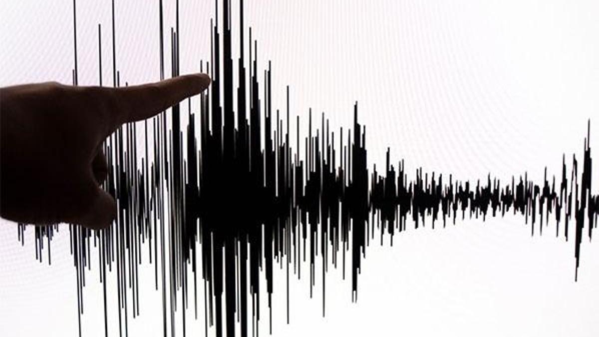 Ege Denizi'nde 4 büyüklüğünde deprem