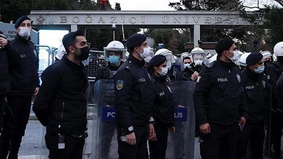 Boğaziçi Üniversitesi'nde izinsiz gösteri: 45 gözaltı