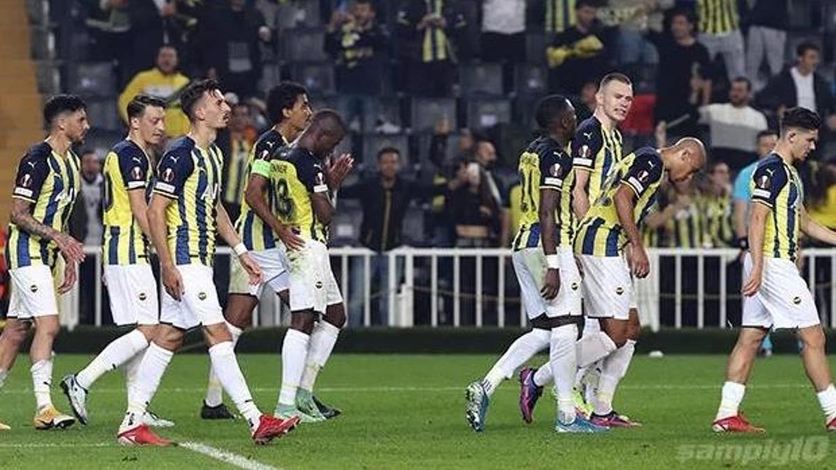 Fenerbahçe'de farklı 11 ve sistem kaosu