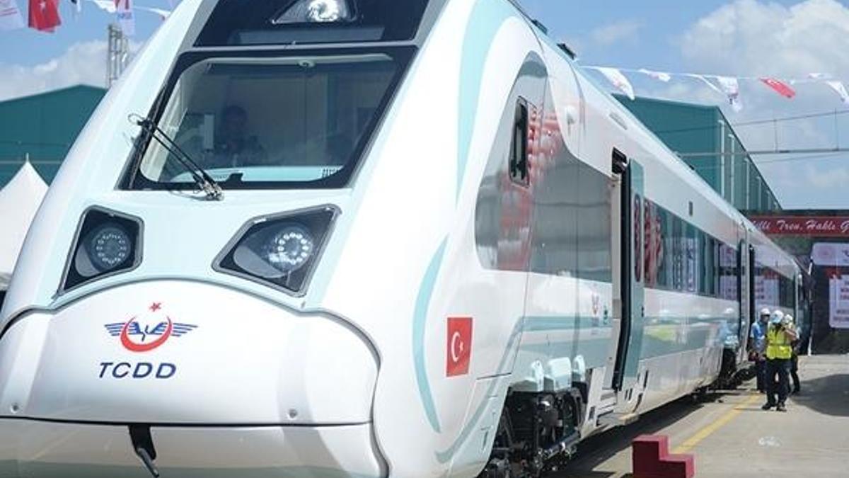 Fabrika testleri tamamlandı! Milli elektrikli tren için tarih verildi