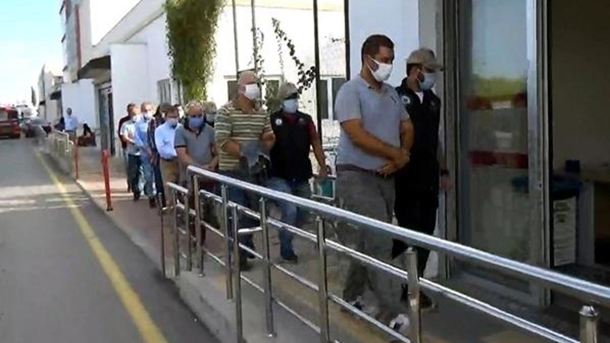 Firari FETÖ hükümlüsü 8 polis yakalandı