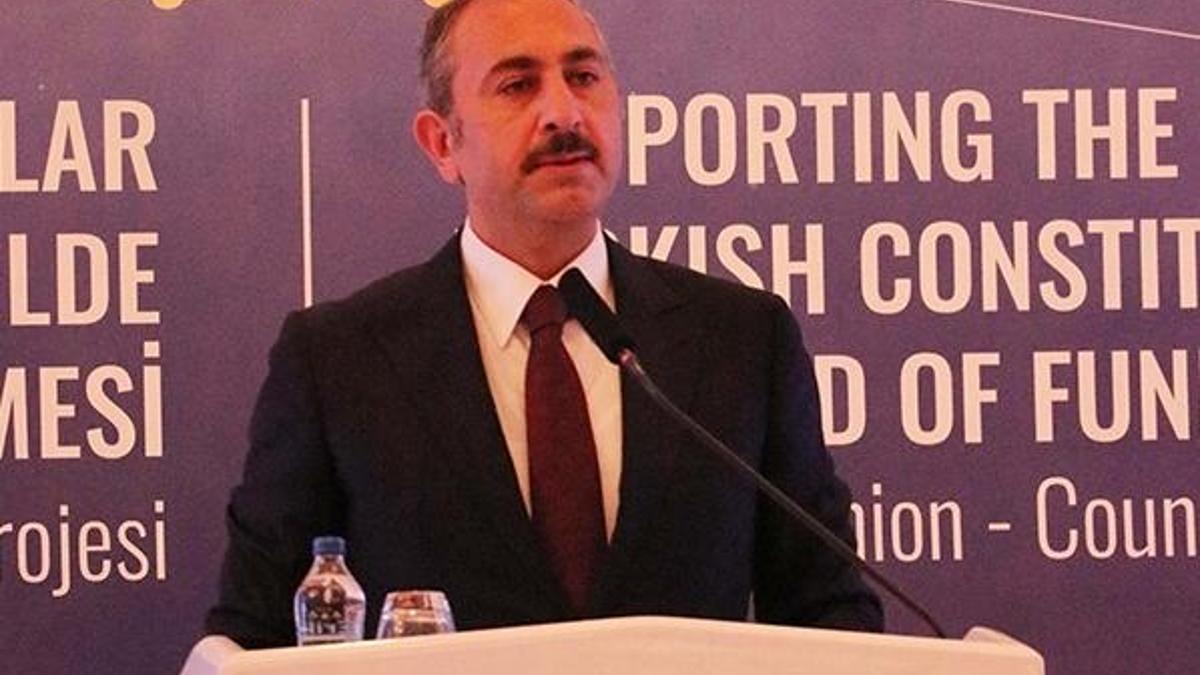 Bakan Gül: Nefret suçu ile ilgili yeni bir düzenleme yapacağız