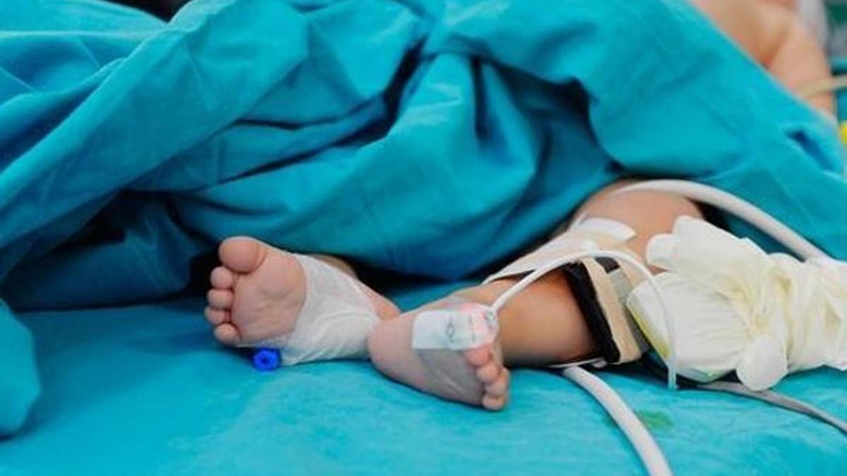 Hastanede ‘tutkal’ skandalı! İngiltere şokta, 2 çocuk öldü