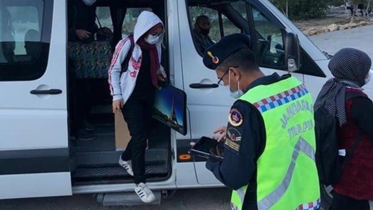 İçişleri duyurdu! 548 okul servis aracı trafikten men edildi