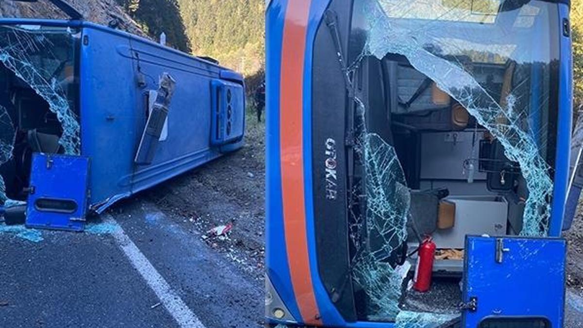 Rize'de cezaevi aracı devrildi: 11 yaralı