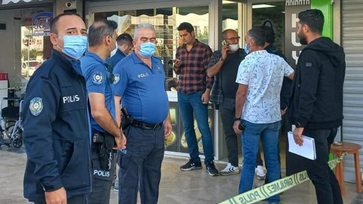 Kuyumcu çalışanını öldürüp 2 kilo altını alarak kaçtı