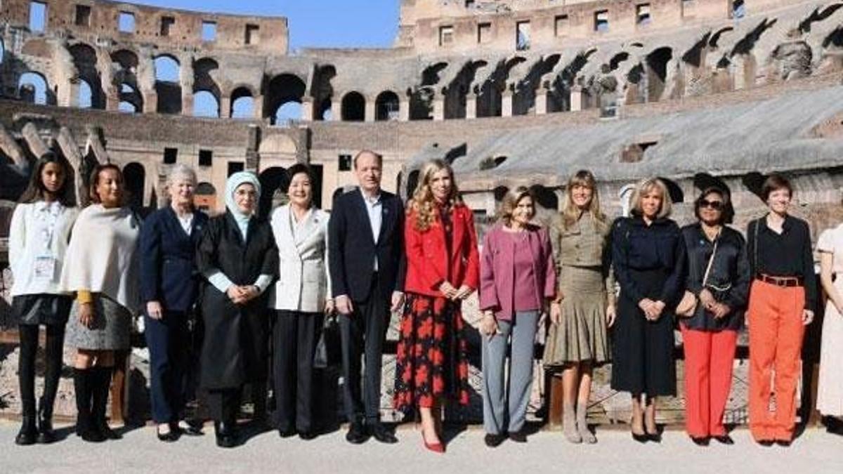 Emine Erdoğan, Roma'da lider eşleriyle bir araya geldi