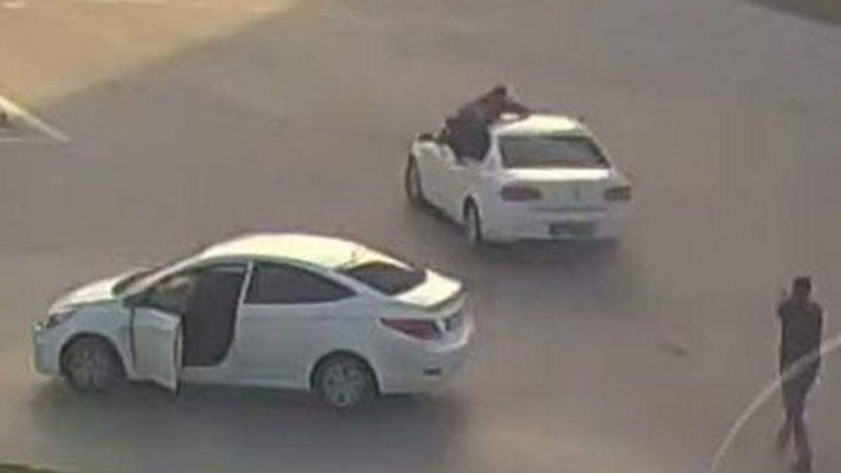 Ödüllü polis fena yakalandı! Çatışmaya girdi, eşiyle aynı araçta...