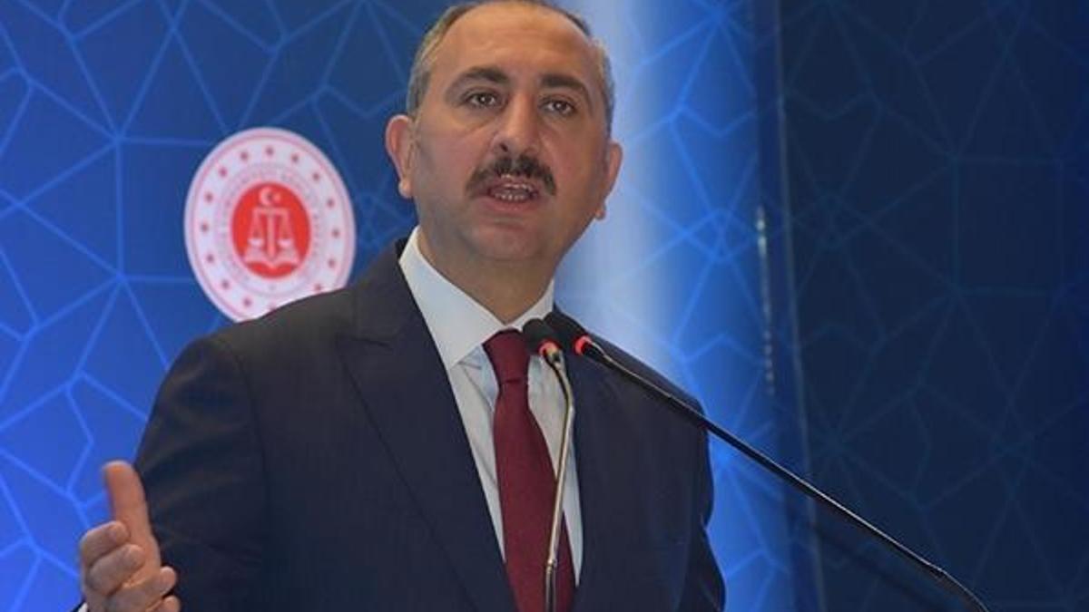 Bakan Gül: Bugün insanımıza bakınca sadece hak ve özgürlük görüyoruz