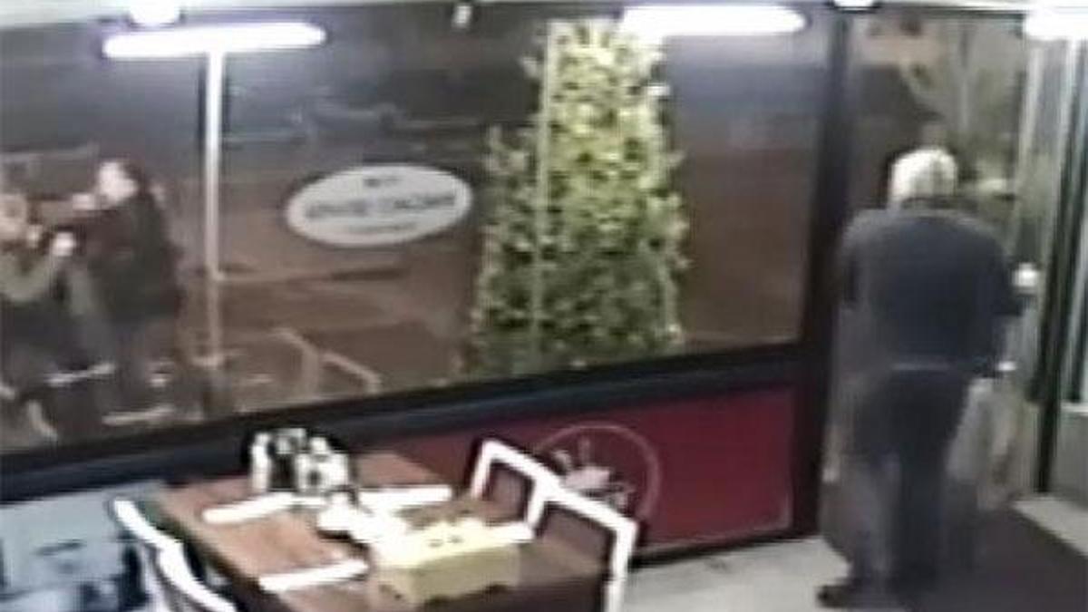 Okul müdürü ile yardımcısı yumruk yumruğa kavga etti! Flaş karar...