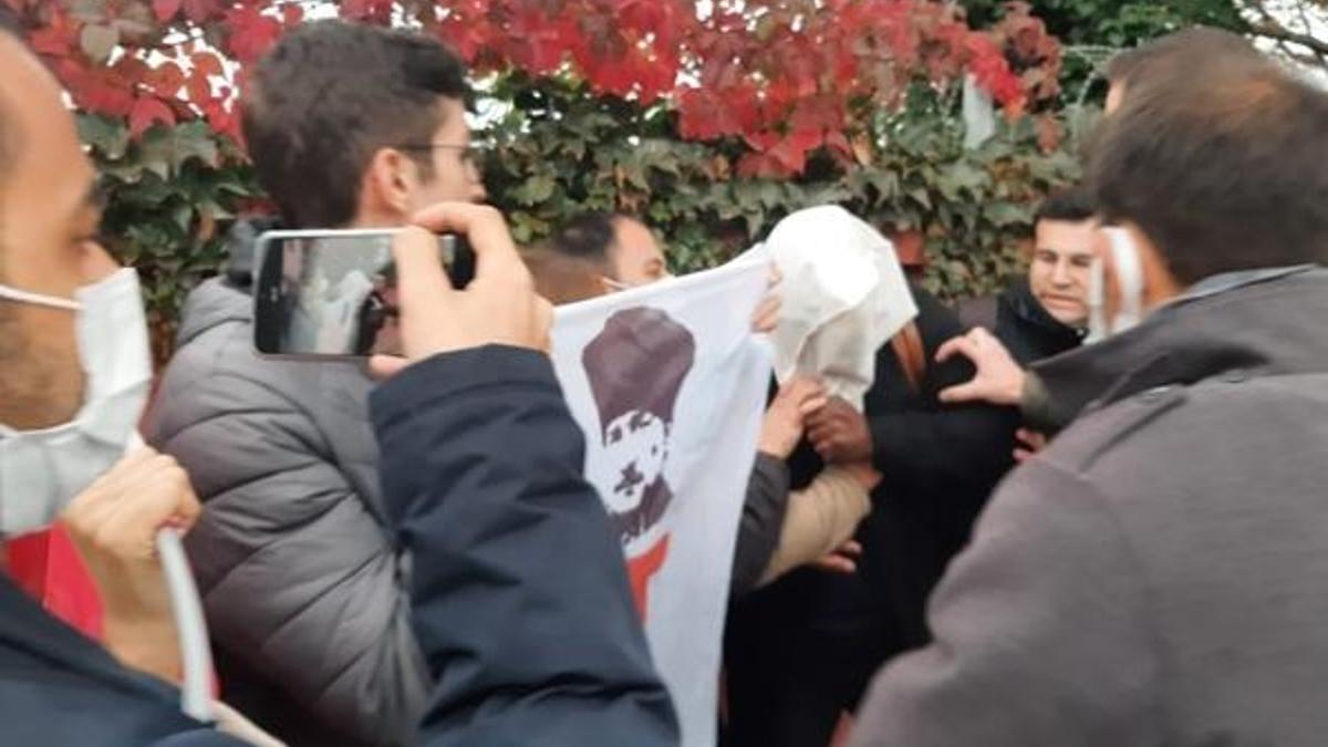 ABD'li vatandaşın başına çuval geçirme girişimi! Çok sayıda gözaltı var