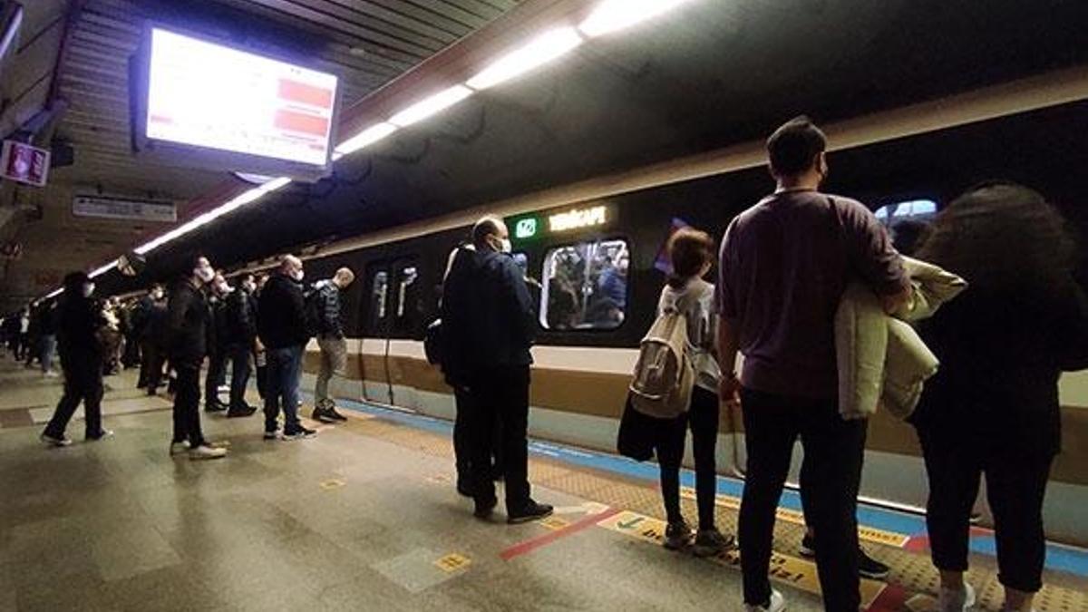 Yenikapı-Hacıosman metro seferlerindeki teknik arıza