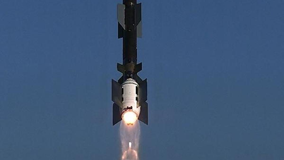 'Siper' füzesinin test atışı başarıyla yapıldı