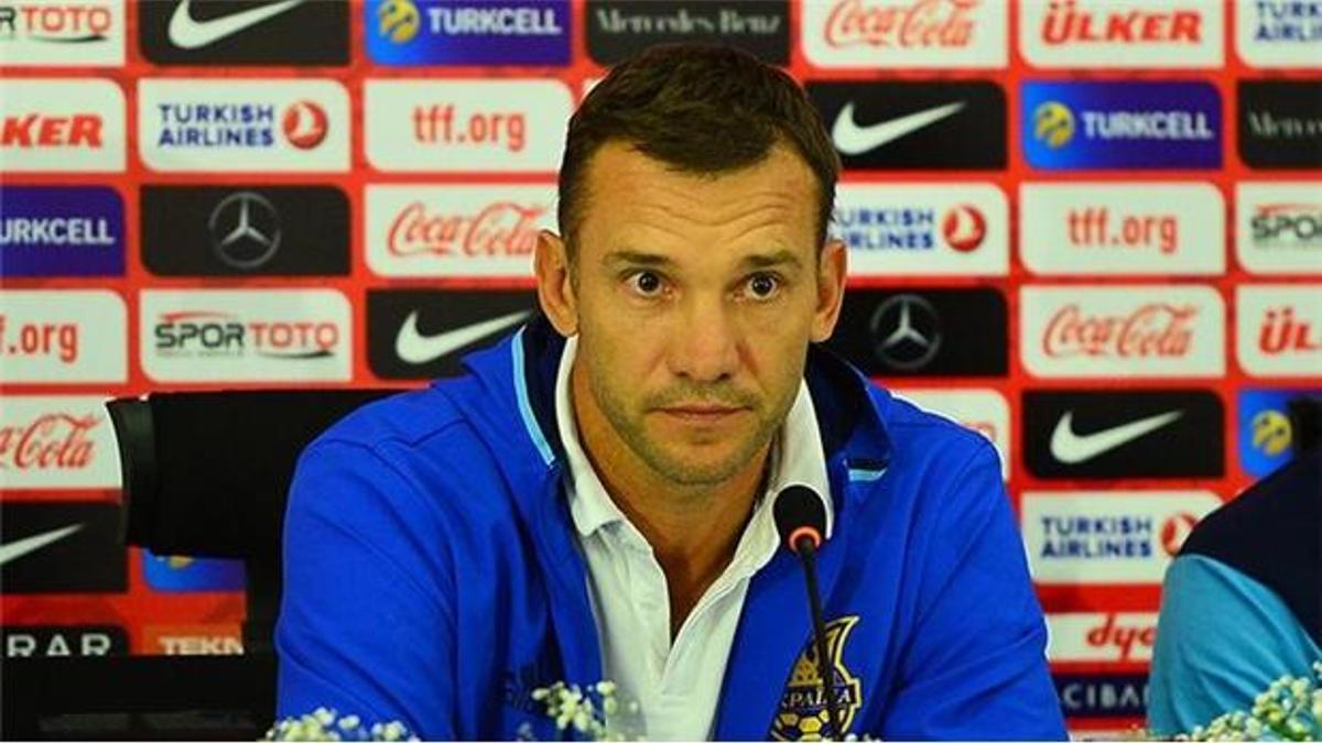 Adı Fenerbahçe ile anılıyordu! Yeni takımı...