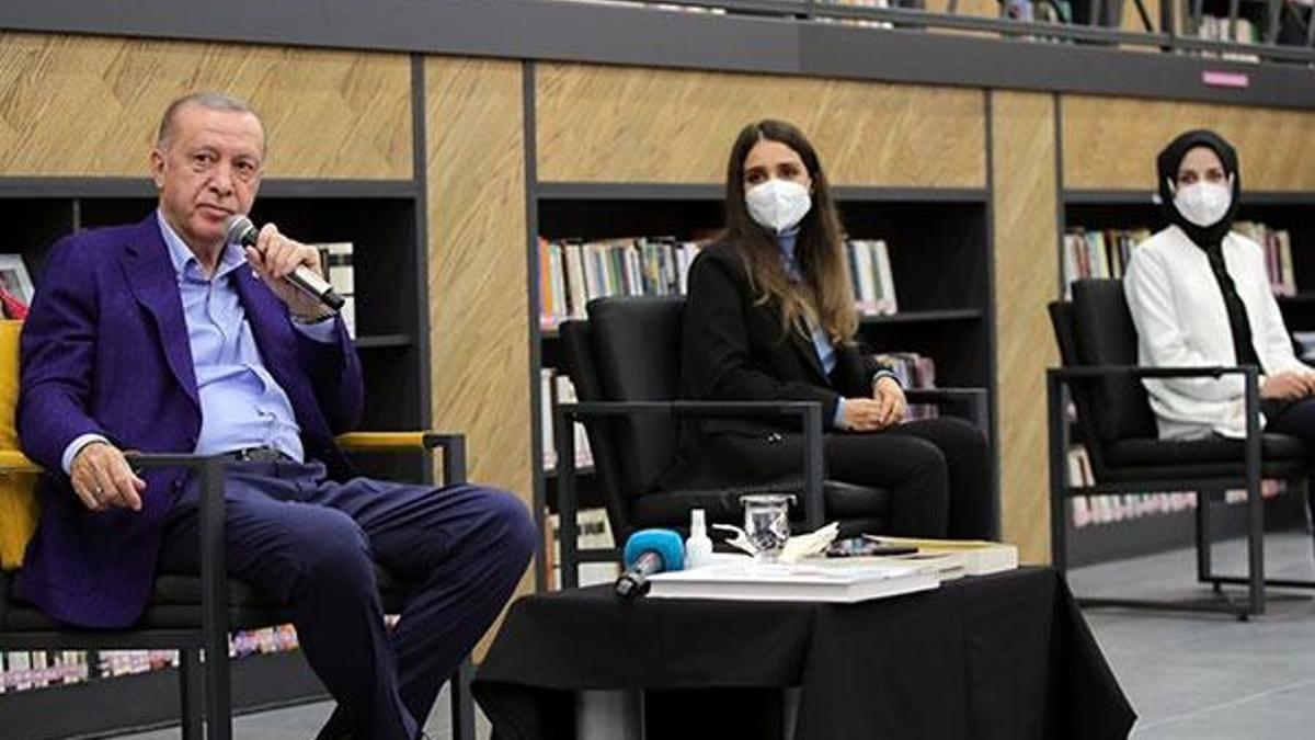 Cumhurbaşkanı Erdoğan gençlerle bir araya geldi