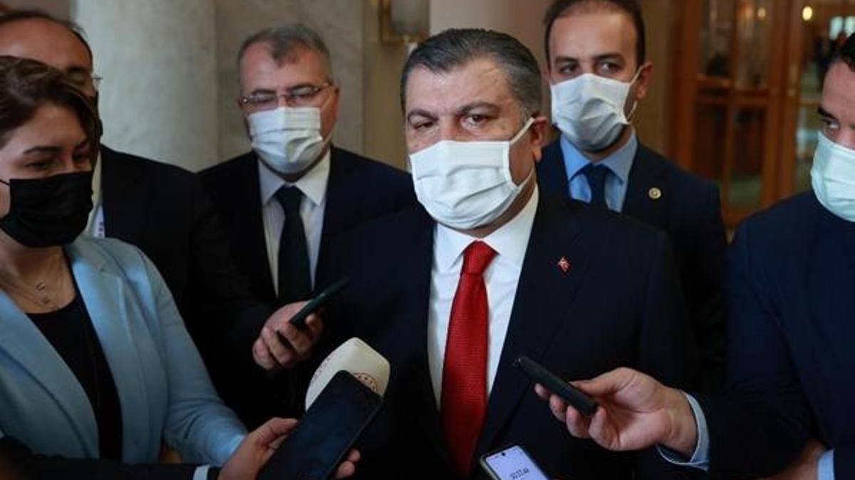 Sağlık Bakanı Fahrettin Koca'dan 40 bin yeni sağlık personeli açıklaması!