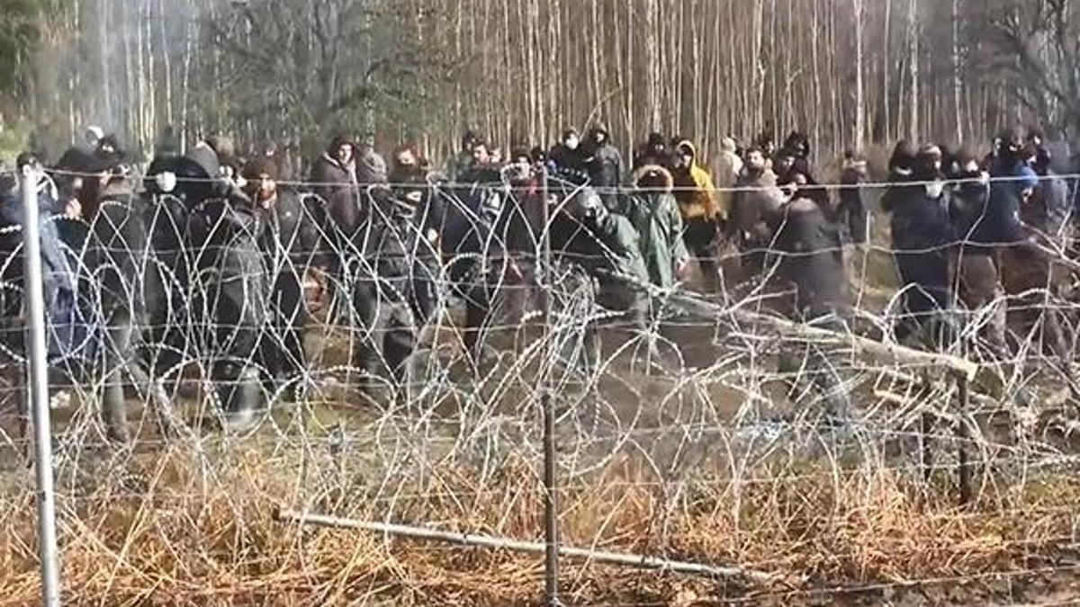 Polonya-Belarus sınırındaki sığınmacı krizine ilişkin NATO'dan açıklama