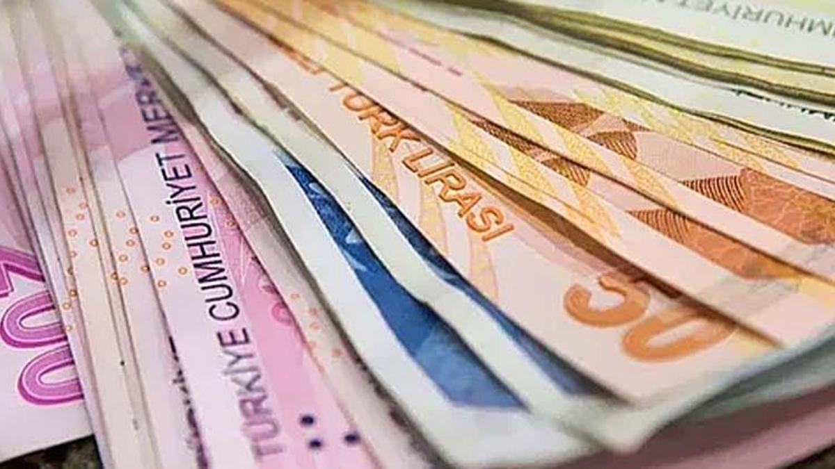 Asgari ücret 2022 ne kadar, işçi zammı görüşmeleri ne zaman? Tahmini 2022 asgari ücret zammı ve AGİ dahil-hariç asgari ücret