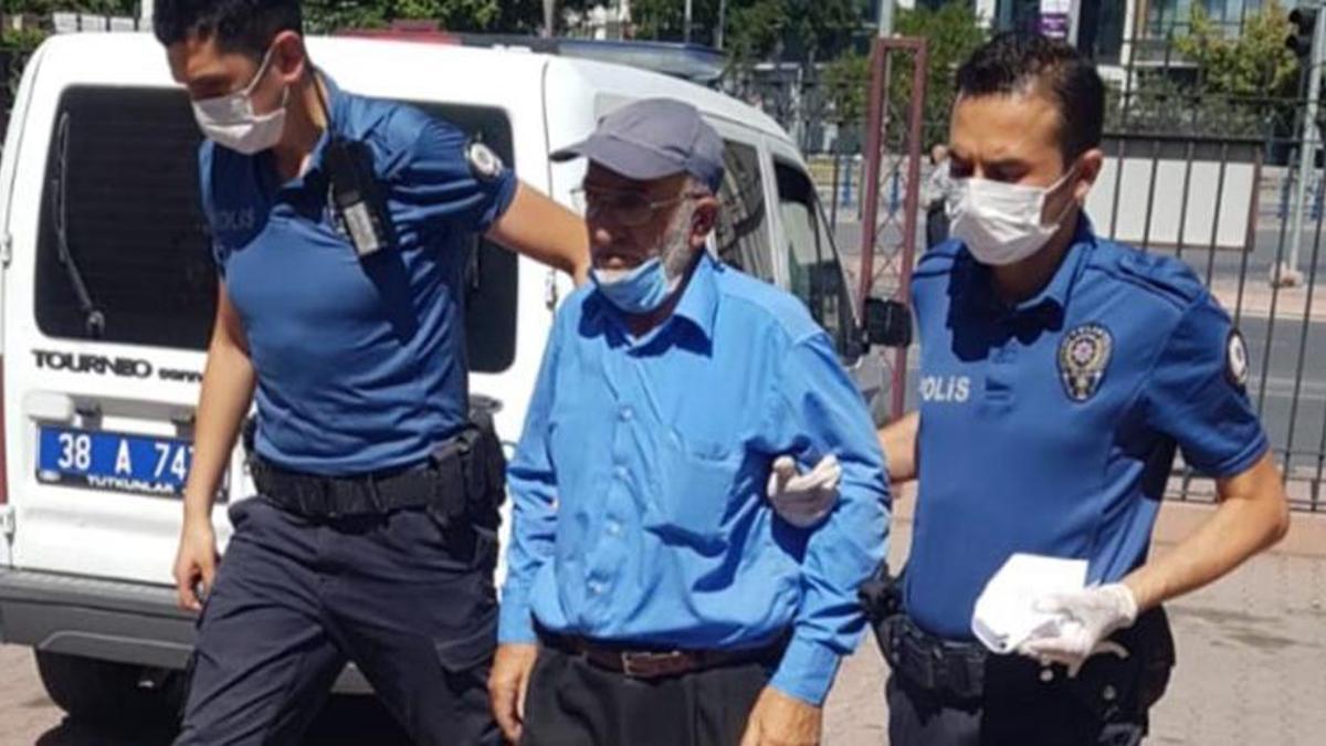 Oğlunu öldürüp polise teslim oldu! 'Olmasaydım, torunlarımı ve gelinimi öldürecekti' dedi