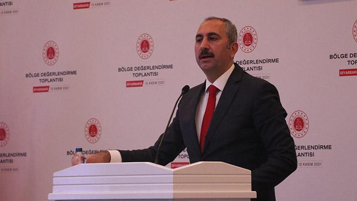 Bakan Gül: Herkes mahkemelerde meramını istediği şekilde anlatabiliyor