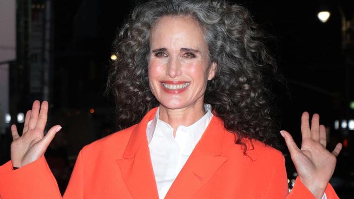 Andie Macdowell: Yaşlanmak güzelliğinizi kaybetmek değildir!