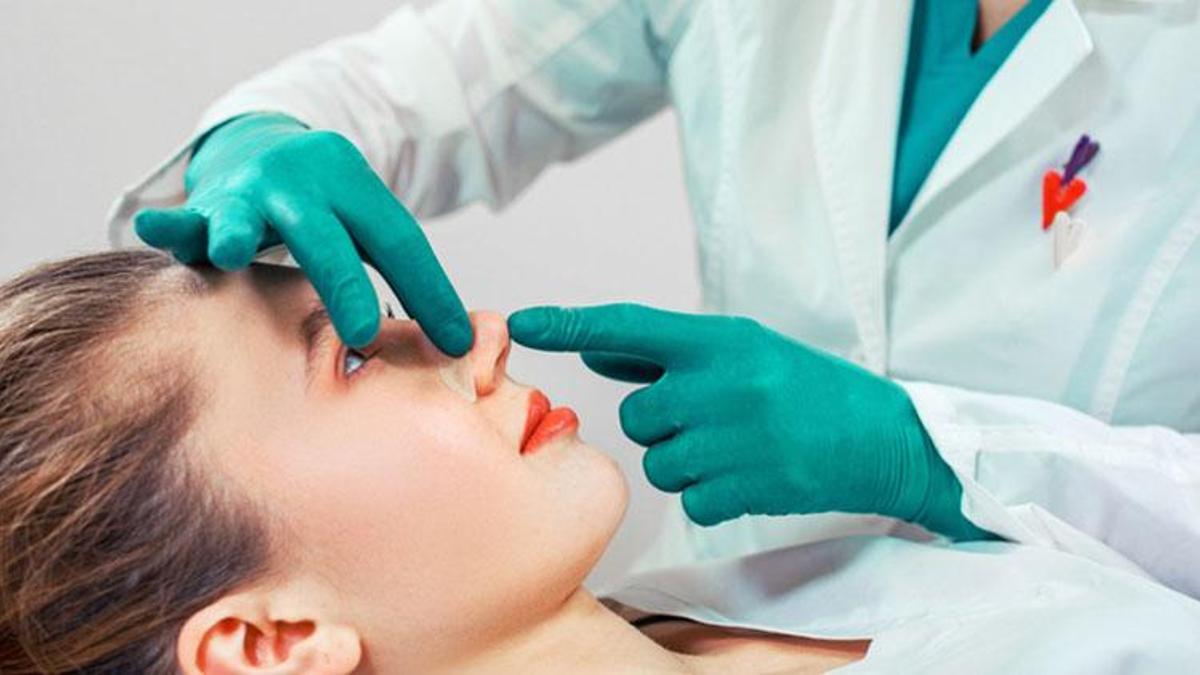 Burun estetiği olacaklar için aşı uyarısı