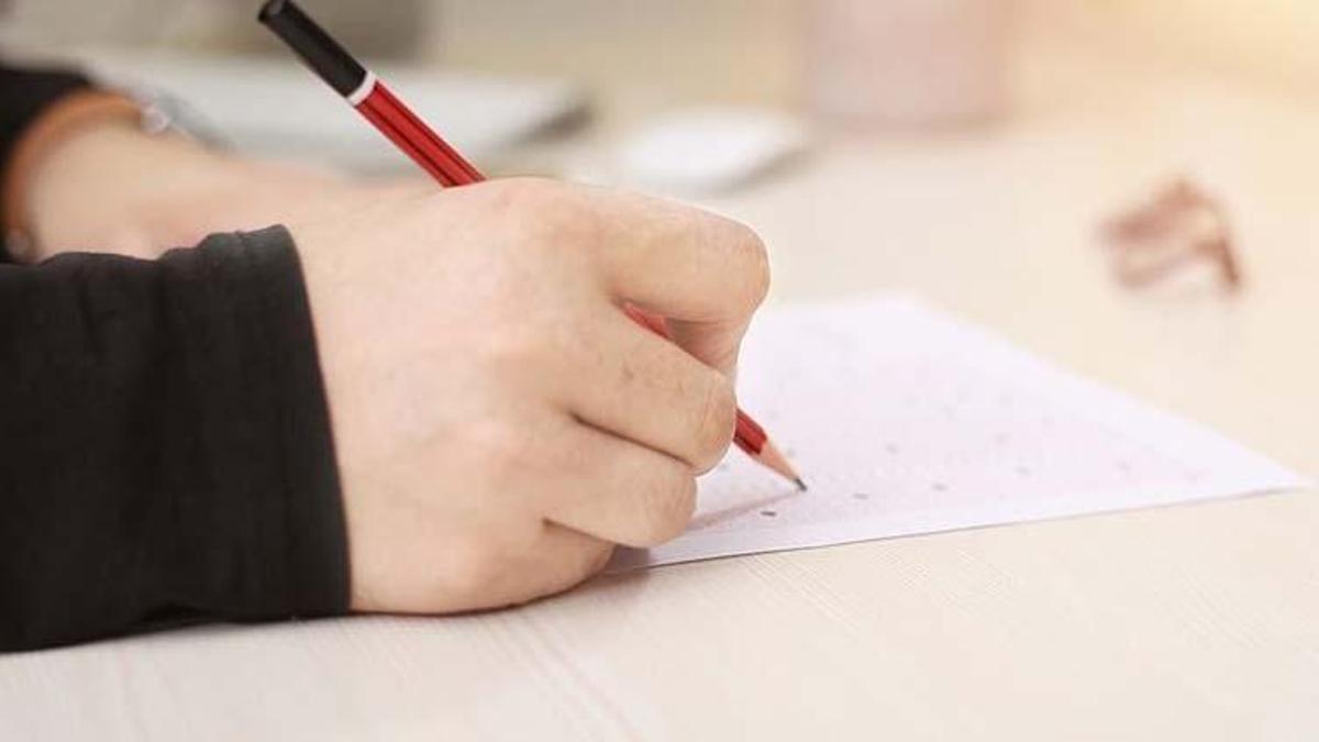 AÖF sınav giriş belgesi yayınlandı mı, sınav yerleri açıklandı mı? AÖF sınavları ne zaman, ara sınavlar online mı?
